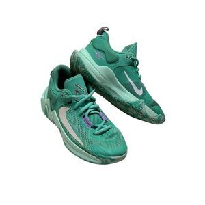 Nike Kid's Giannis Immortality 2 (GS) Basketball Shoes Size 3.5Y